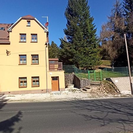 Loučná pod Klínovcem Vila Kokrhacka מראה חיצוני תמונה